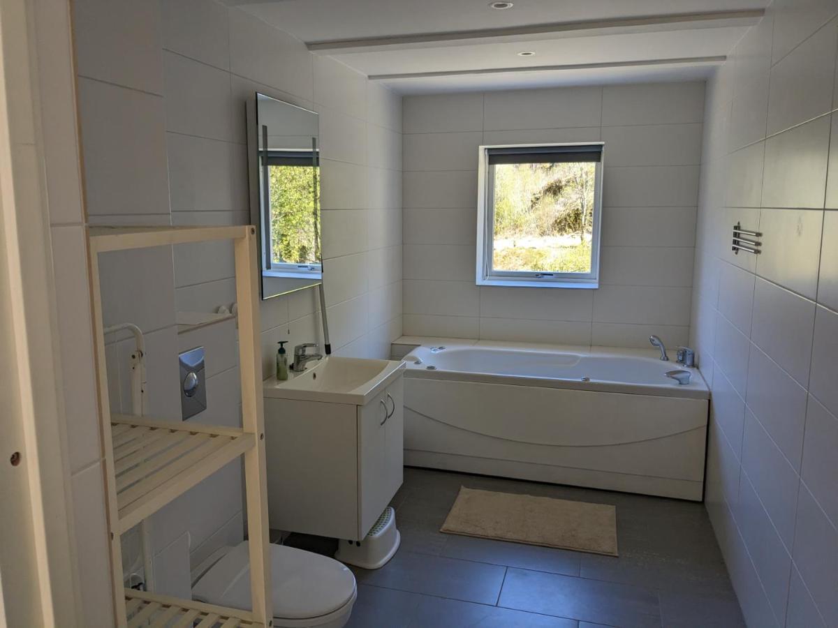 Holiday Home - Your Dream Vacation Awaits In Massfjorden Masfjorden Екстериор снимка